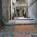 Elegant Historic With Stunning Sea View