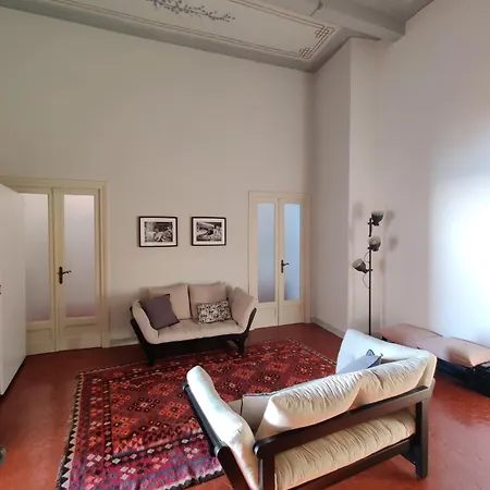 公寓 Elegant Historic With Stunning Sea View 因佩里亚