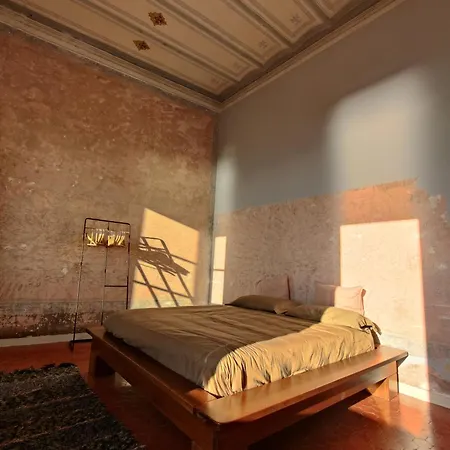 Elegant Historic With Stunning Sea View