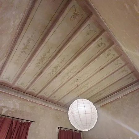 Elegant Historic With Stunning Sea View Apartment *