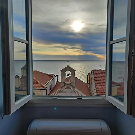 Elegant Historic With Stunning Sea View * Imperia