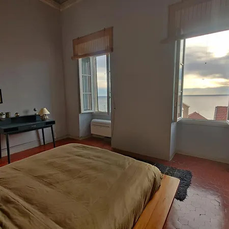 Elegant Historic With Stunning Sea View *