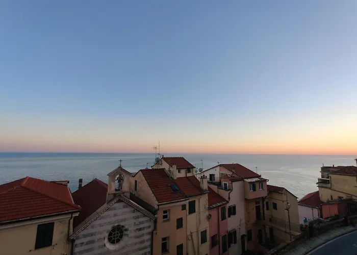 Διαμέρισμα Elegant Historic With Stunning Sea View