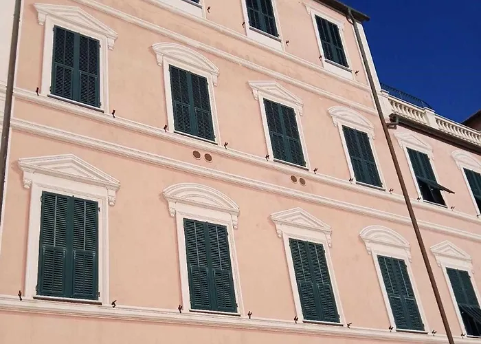 Διαμέρισμα Elegant Historic With Stunning Sea View Imperia