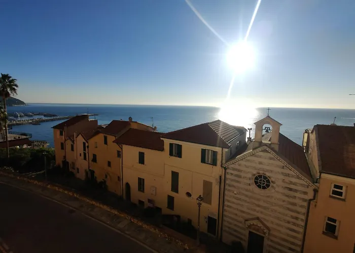 Elegant Historic With Stunning Sea View Imperia