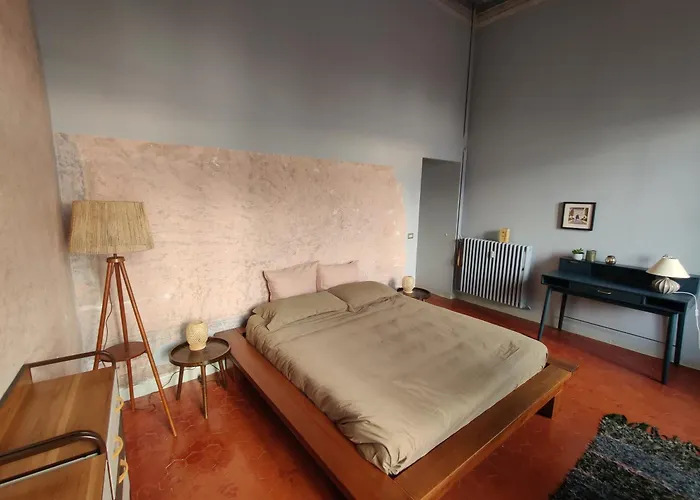 Διαμέρισμα Elegant Historic With Stunning Sea View