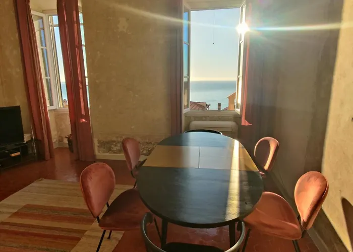 Elegant Historic With Stunning Sea View